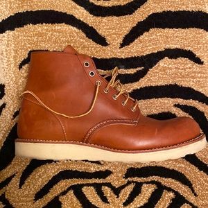 Red Wing Heritage Classic 6 in Moc Boot in Oro Legacy Leather